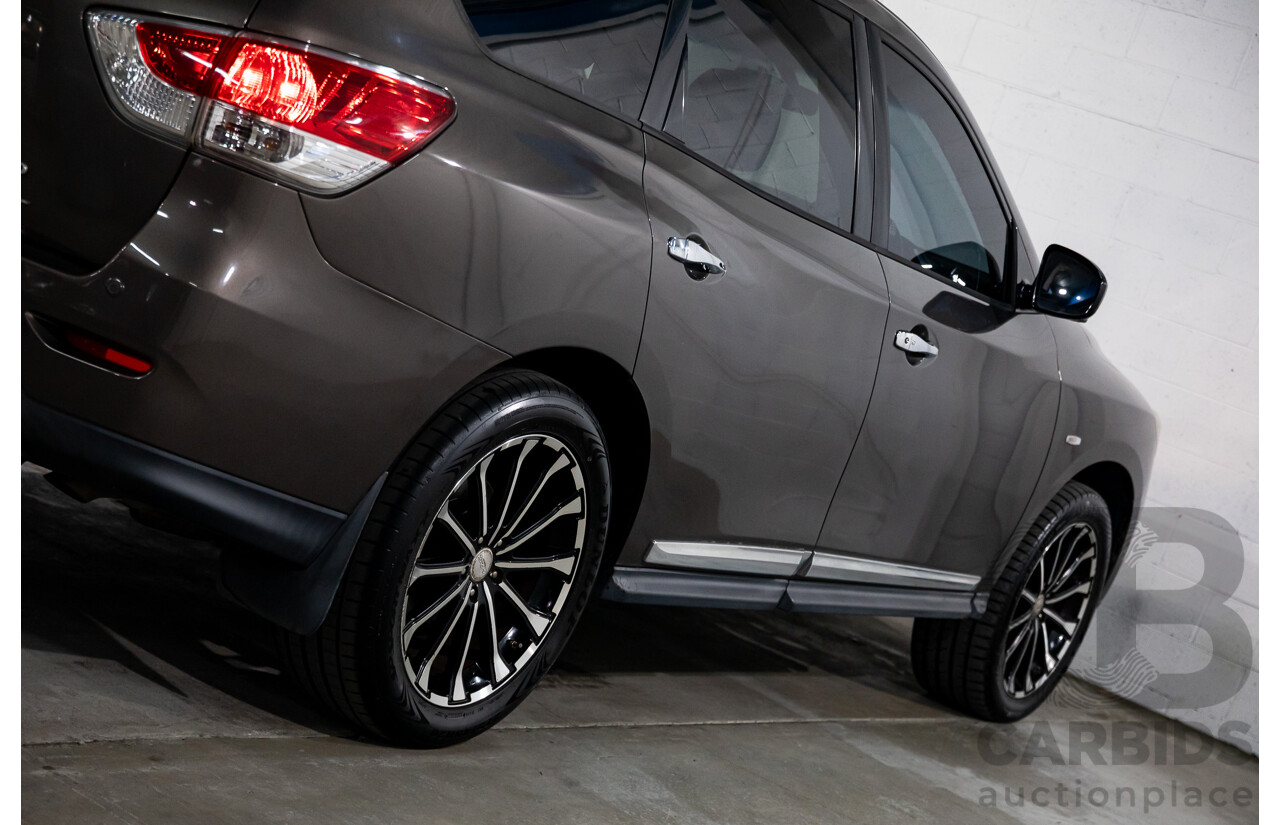 12/2015 Nissan Pathfinder ST-L N-Trek (4x4) R52 MY15 4d Wagon Gun Metallic V6 3.5L
