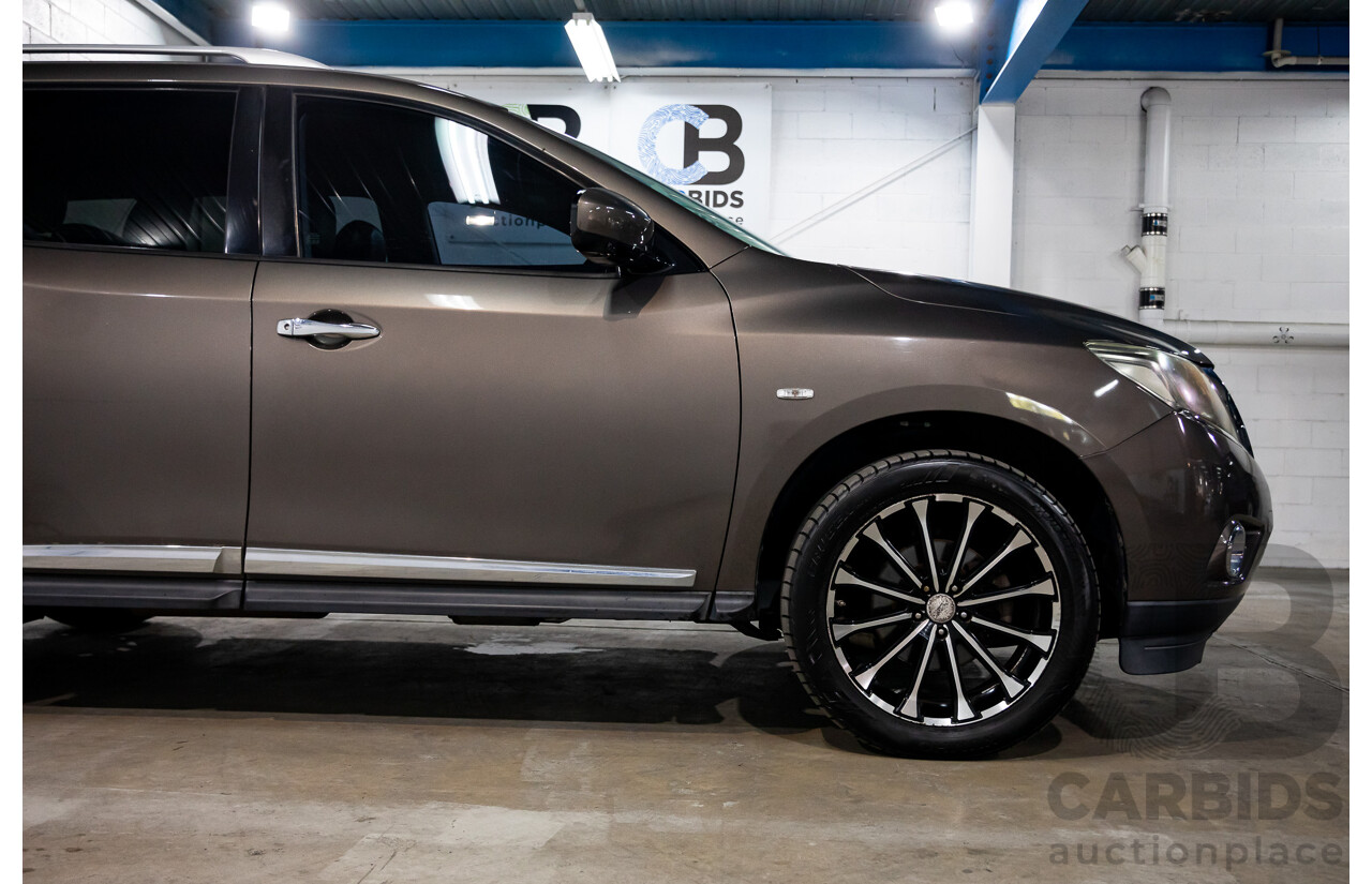 12/2015 Nissan Pathfinder ST-L N-Trek (4x4) R52 MY15 4d Wagon Gun Metallic V6 3.5L