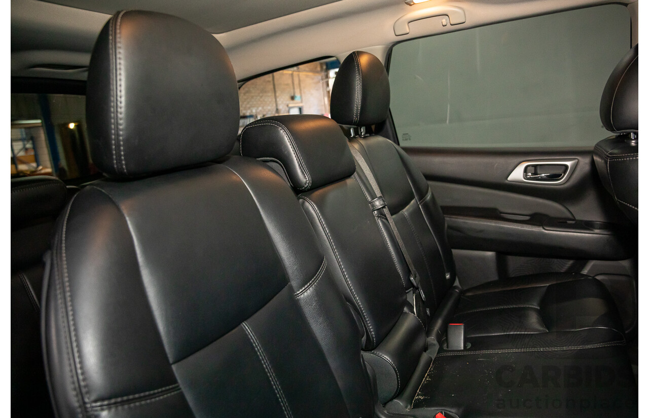 12/2015 Nissan Pathfinder ST-L N-Trek (4x4) R52 MY15 4d Wagon Gun Metallic V6 3.5L
