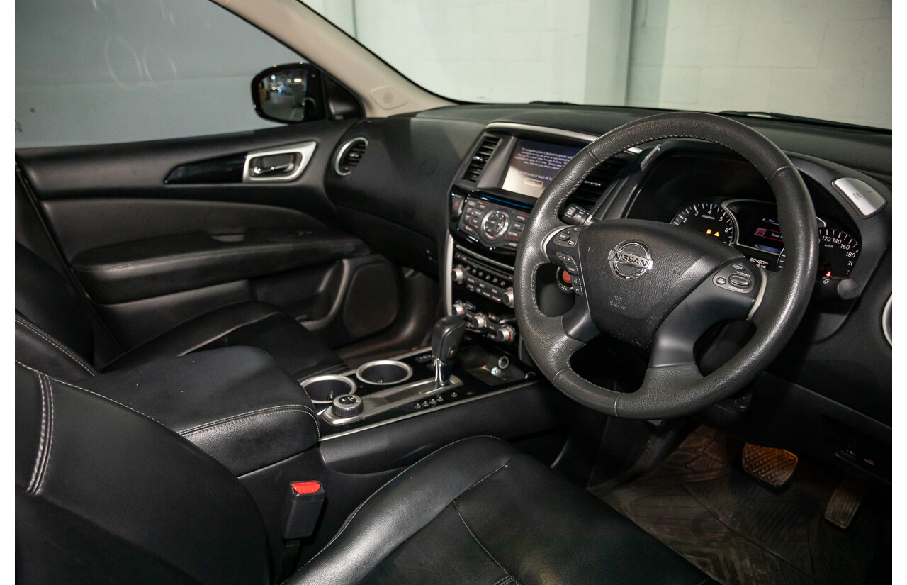 12/2015 Nissan Pathfinder ST-L N-Trek (4x4) R52 MY15 4d Wagon Gun Metallic V6 3.5L