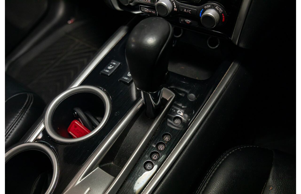 12/2015 Nissan Pathfinder ST-L N-Trek (4x4) R52 MY15 4d Wagon Gun Metallic V6 3.5L