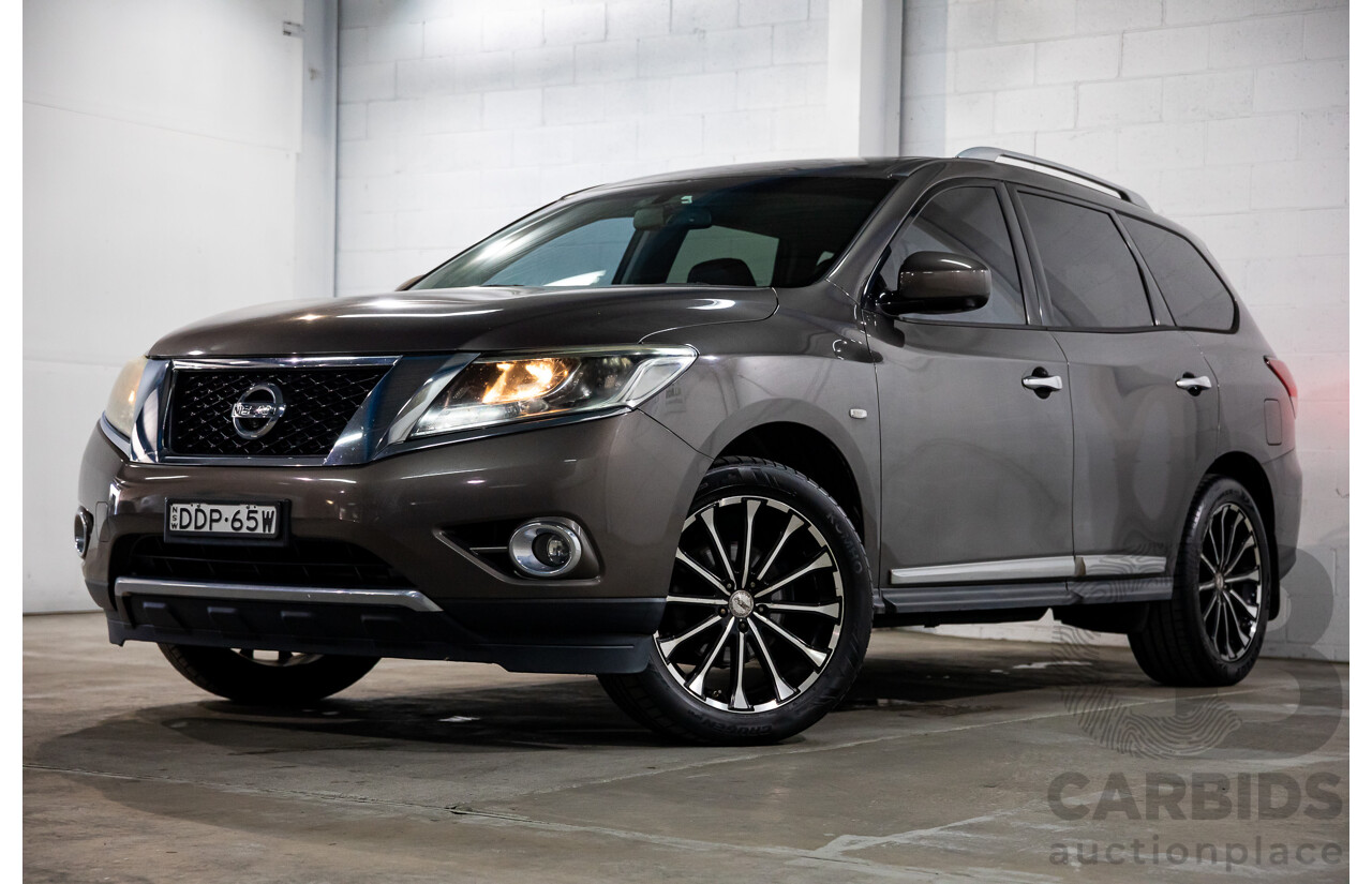 12/2015 Nissan Pathfinder ST-L (4x4) R52 MY15 4d Wagon Gun Metallic V6 3.5L