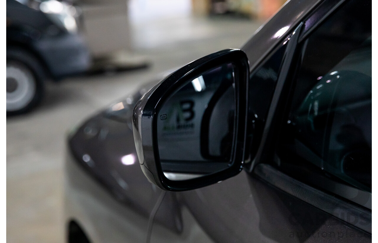 12/2015 Nissan Pathfinder ST-L (4x4) R52 MY15 4d Wagon Gun Metallic V6 3.5L