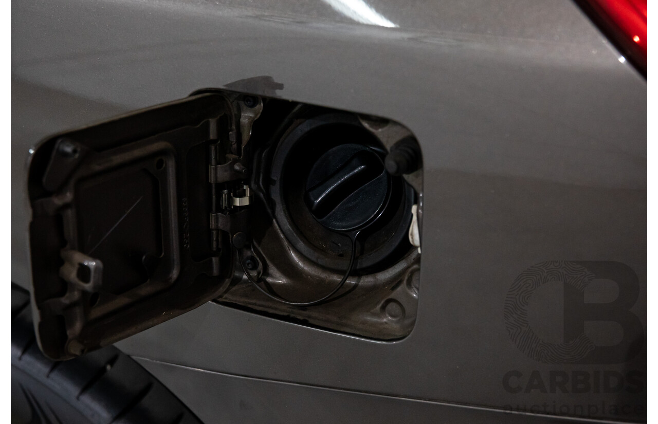 12/2015 Nissan Pathfinder ST-L (4x4) R52 MY15 4d Wagon Gun Metallic V6 3.5L