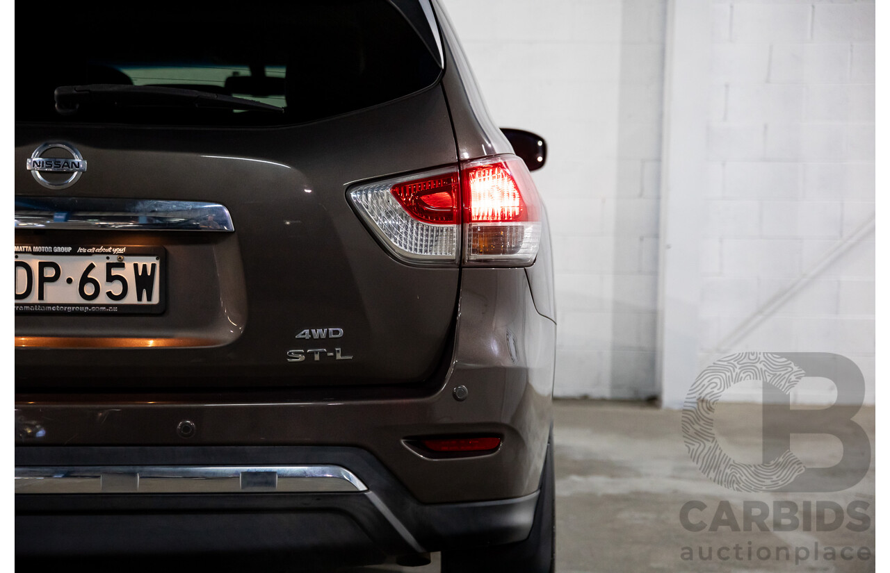 12/2015 Nissan Pathfinder ST-L (4x4) R52 MY15 4d Wagon Gun Metallic V6 3.5L