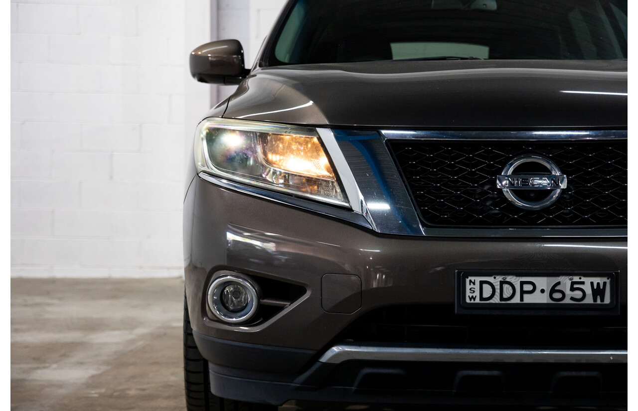 12/2015 Nissan Pathfinder ST-L (4x4) R52 MY15 4d Wagon Gun Metallic V6 3.5L