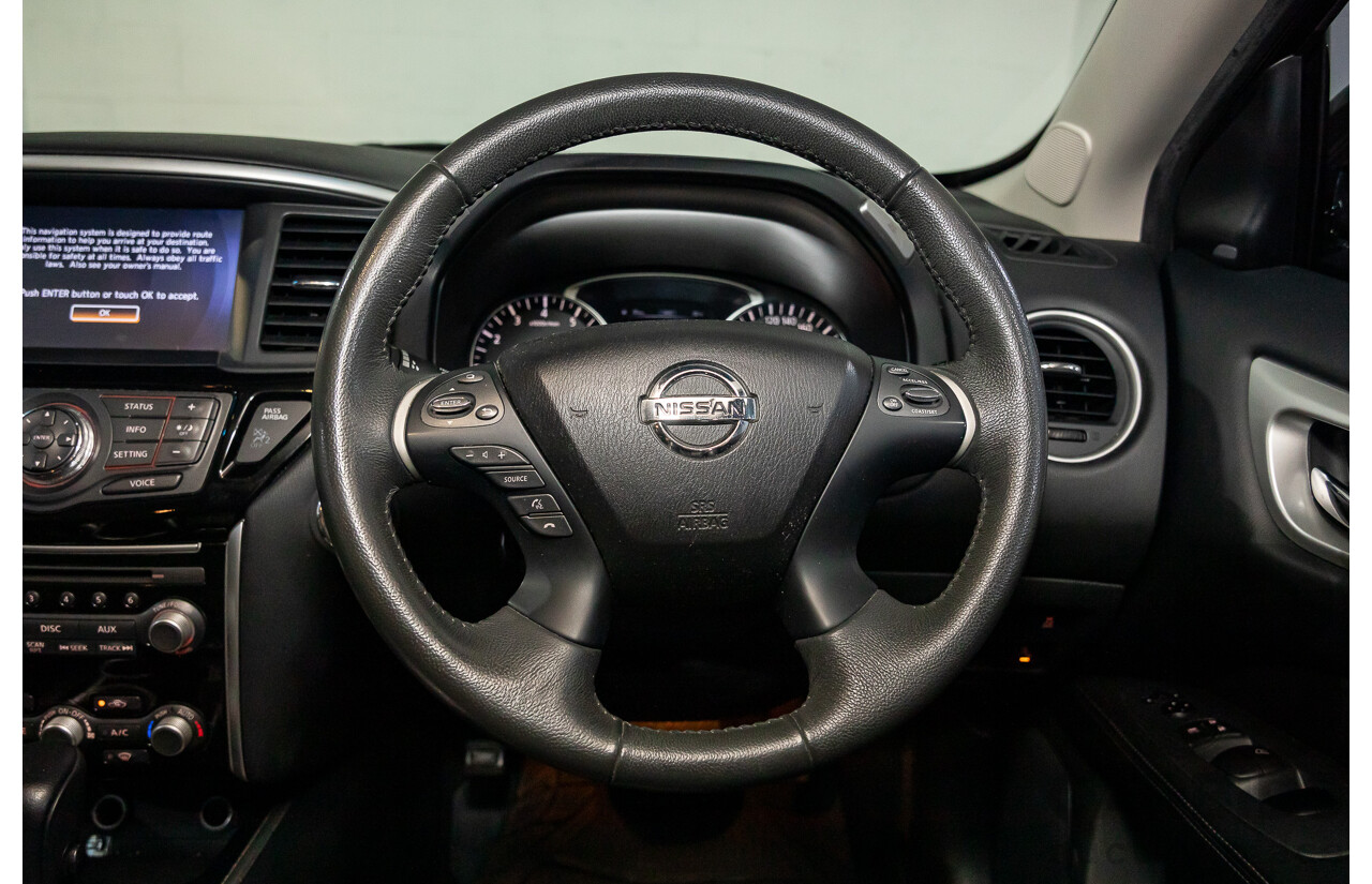 12/2015 Nissan Pathfinder ST-L (4x4) R52 MY15 4d Wagon Gun Metallic V6 3.5L