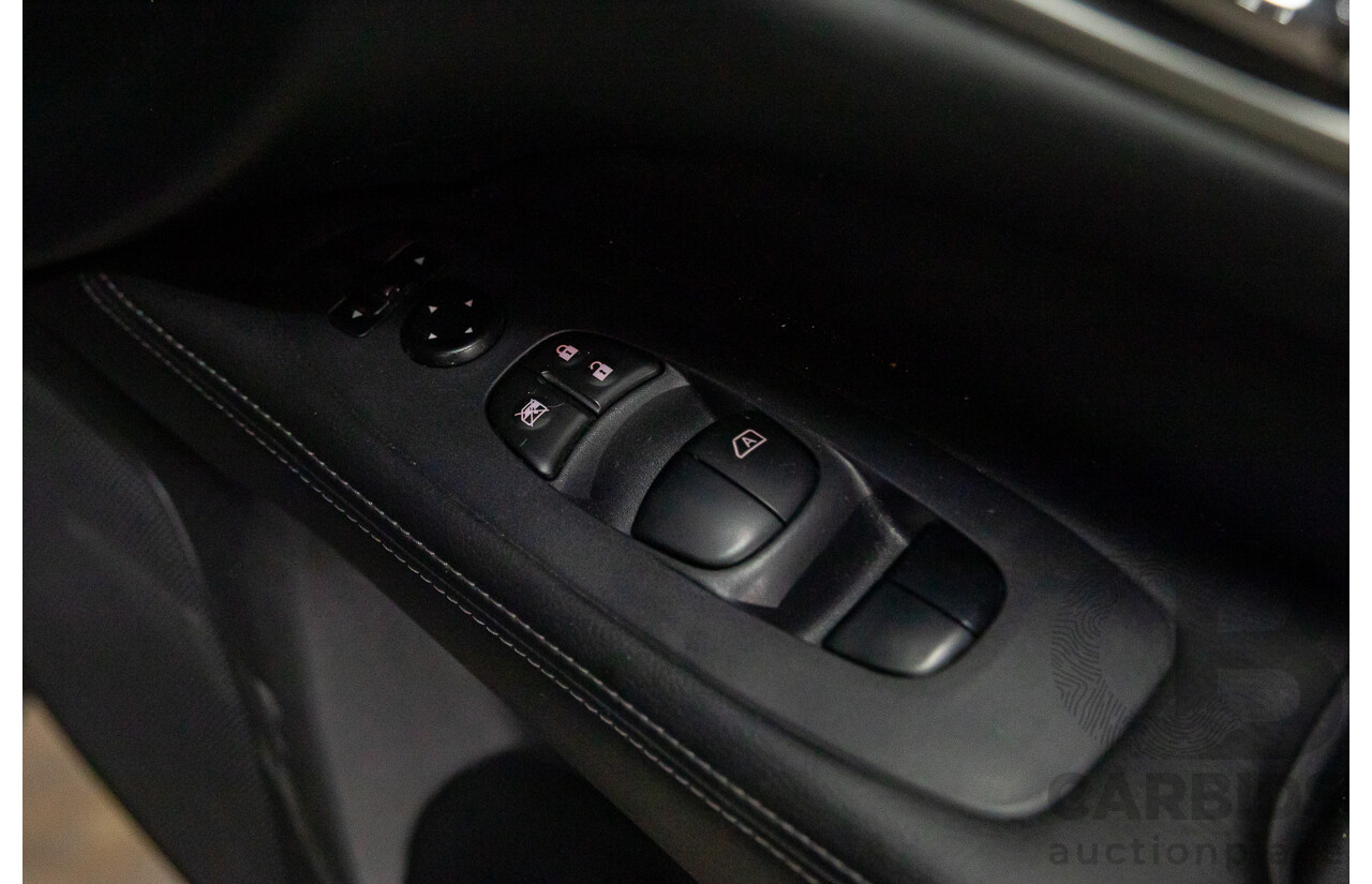 12/2015 Nissan Pathfinder ST-L (4x4) R52 MY15 4d Wagon Gun Metallic V6 3.5L