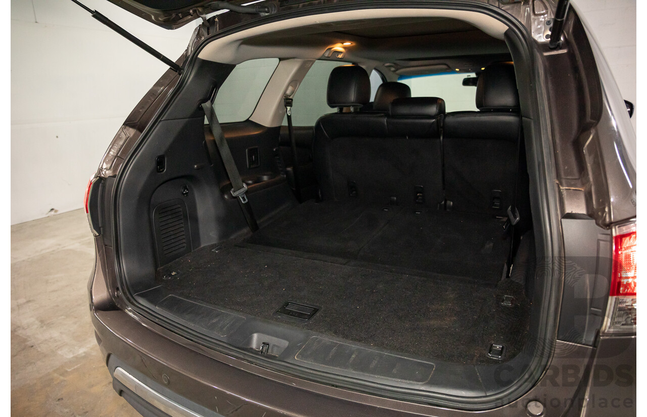 12/2015 Nissan Pathfinder ST-L (4x4) R52 MY15 4d Wagon Gun Metallic V6 3.5L