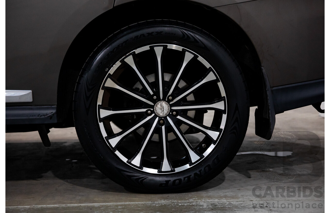 12/2015 Nissan Pathfinder ST-L N-Trek (4x4) R52 MY15 4d Wagon Gun Metallic V6 3.5L