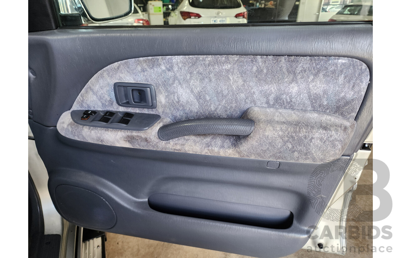 4/2001 Toyota Landcruiser Prado 50TH Anniversary (4x4) VZJ95R 4d Wagon Silver 3.4L