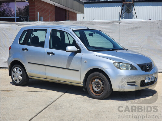 5/2003 Mazda Mazda2 NEO DY 5d Hatchback Silver 1.5L
