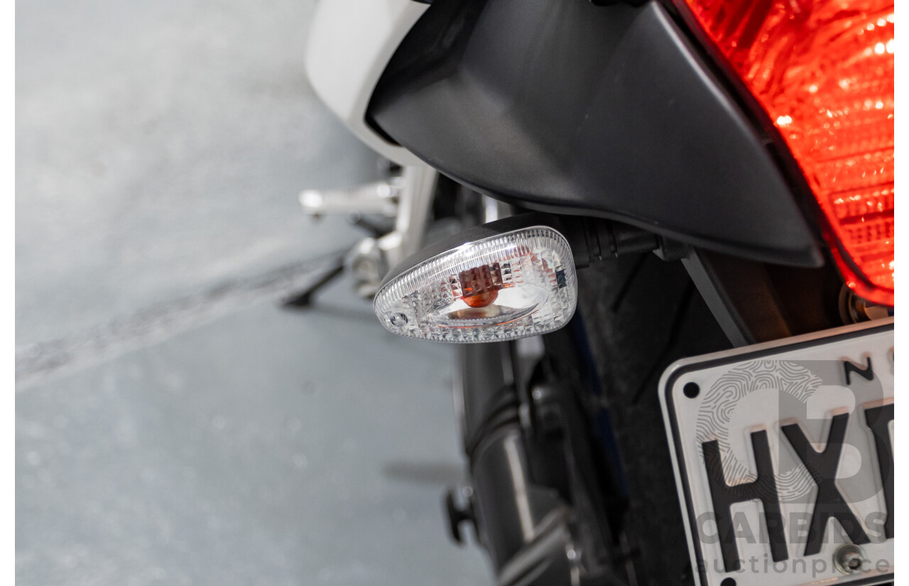 08/2005 BMW K1200S Motorcycle 1157cc