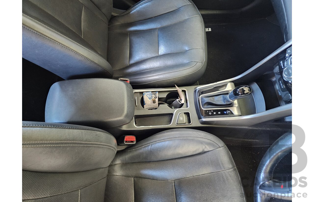 10/2014 Hyundai i30 Premium GD MY14 5d Hatchback Black 1.8L