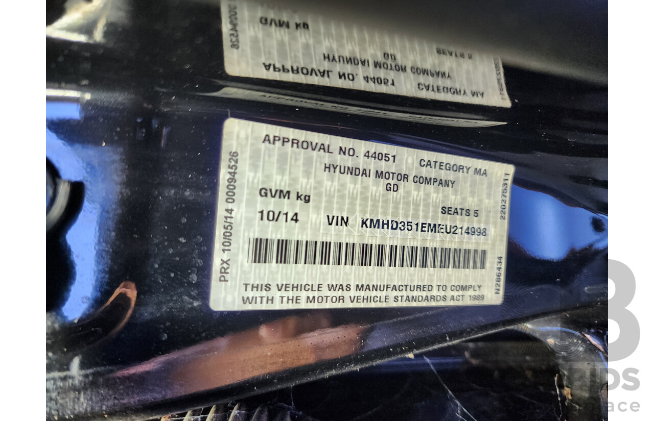 10/2014 Hyundai i30 Premium GD MY14 5d Hatchback Black 1.8L