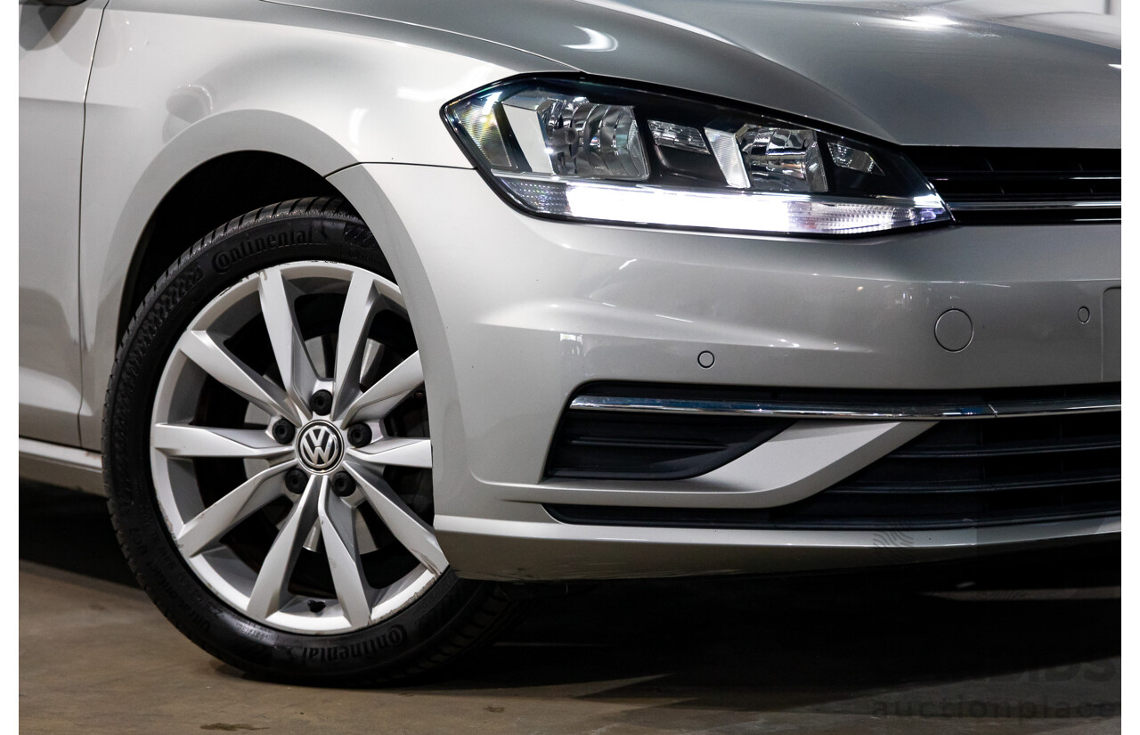 02/2018 Volkswagen Golf 110 TSI Comfortline (FWD) AU MY18 5d Hatchback Tungsten Silver Metallic Turbo 1.4L