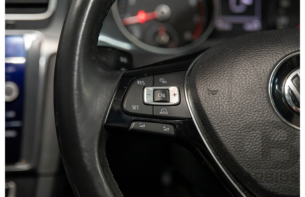 02/2018 Volkswagen Golf 110 TSI Comfortline (FWD) AU MY18 5d Hatchback Tungsten Silver Metallic Turbo 1.4L