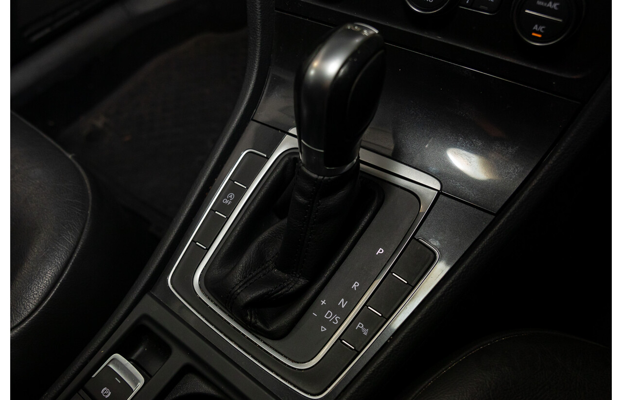 02/2018 Volkswagen Golf 110 TSI Comfortline (FWD) AU MY18 5d Hatchback Tungsten Silver Metallic Turbo 1.4L