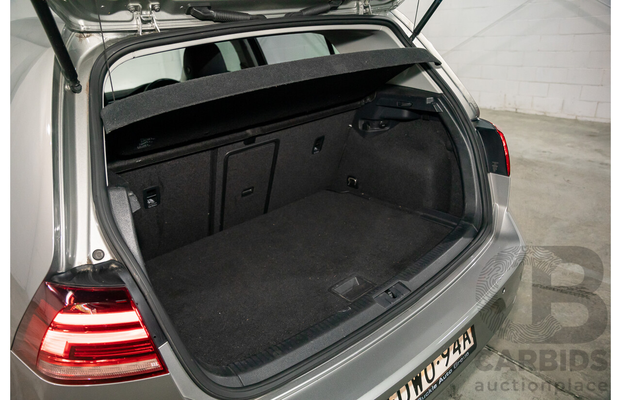 02/2018 Volkswagen Golf 110 TSI Comfortline (FWD) AU MY18 5d Hatchback Tungsten Silver Metallic Turbo 1.4L