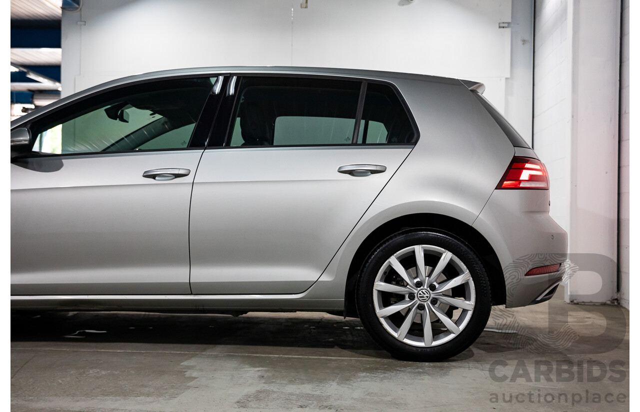02/2018 Volkswagen Golf 110 TSI Comfortline (FWD) AU MY18 5d Hatchback Tungsten Silver Metallic Turbo 1.4L