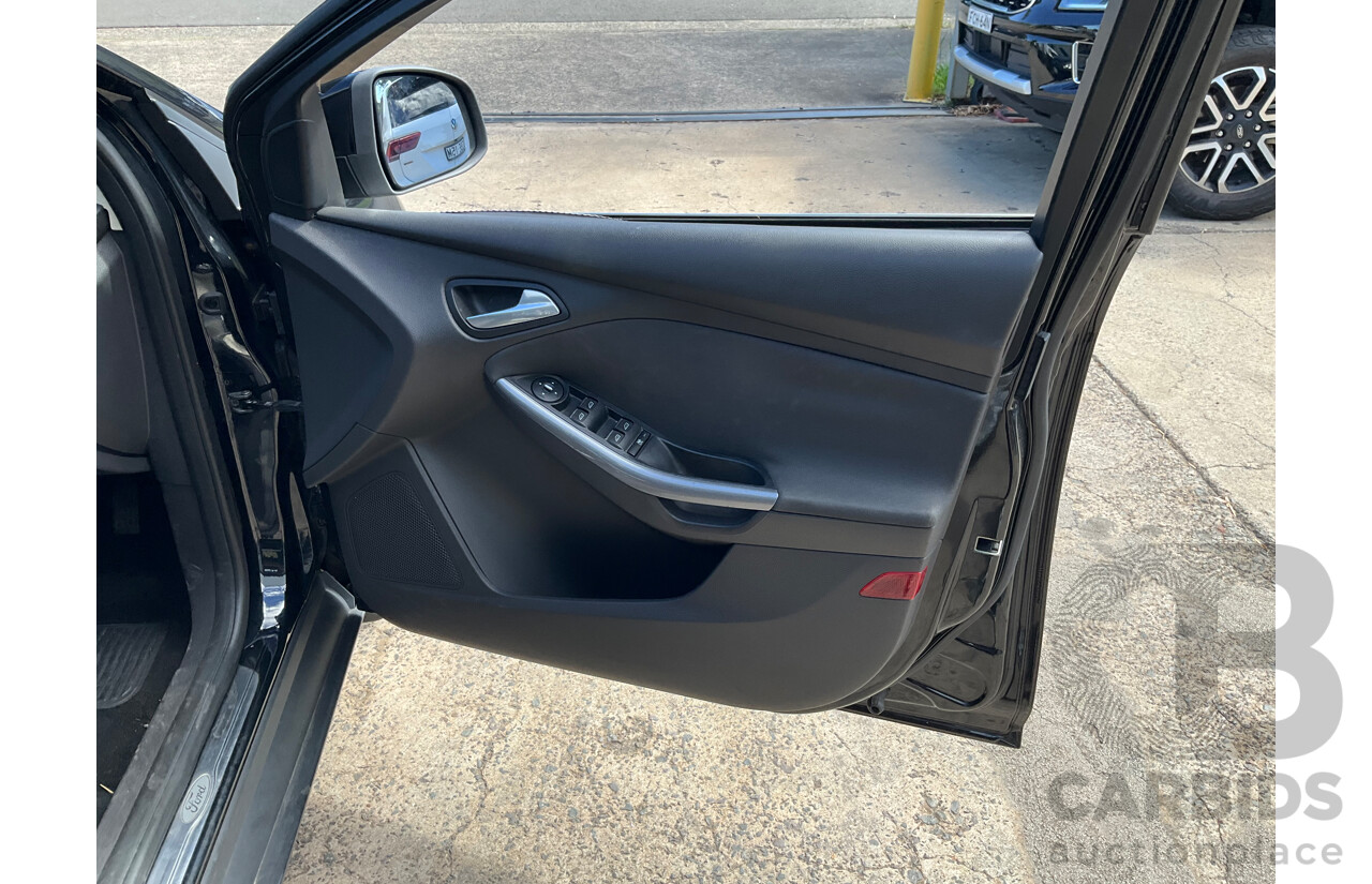 10/2011 Ford Focus Titanium LW 5d Hatchback Black Ebony Metallic Turbo Diesel 2.0L