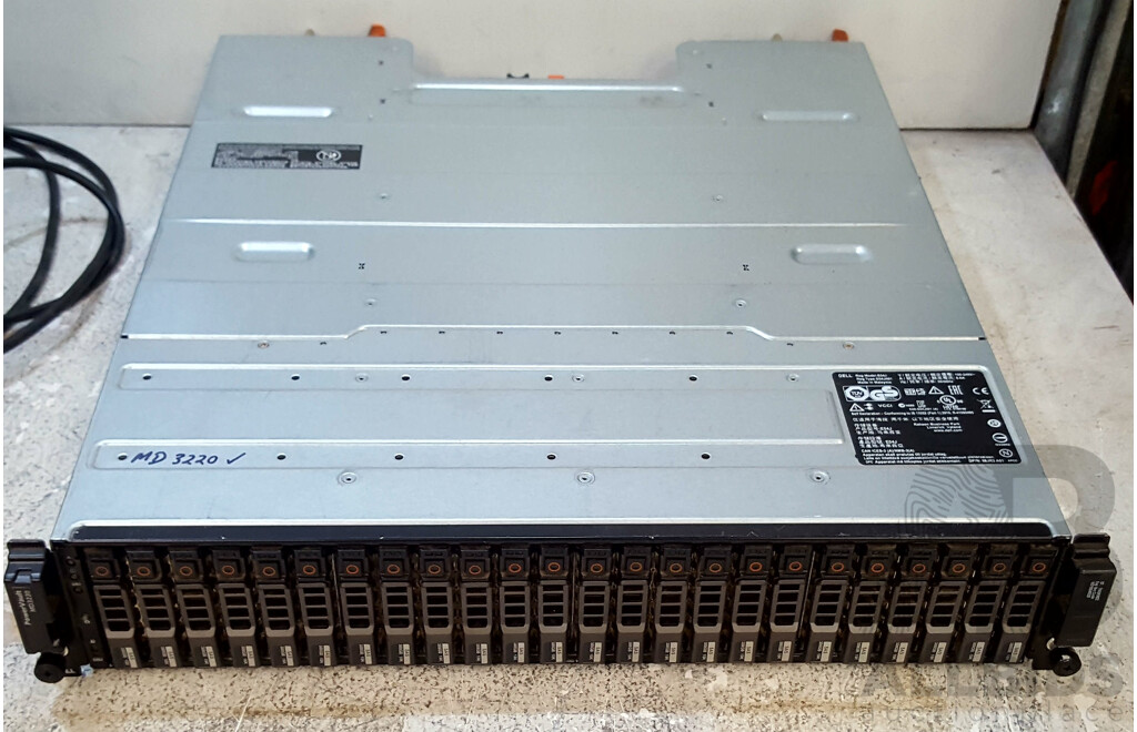 Dell (E04J) PowerVault MD3220 24-Bay SAS Hard Drive Array w/ 7.5TB of Total Storage