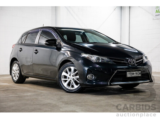5/2014 Toyota Corolla Ascent Sport ZRE182R 5d Hatchback Attitude Black Metallic 1.8L