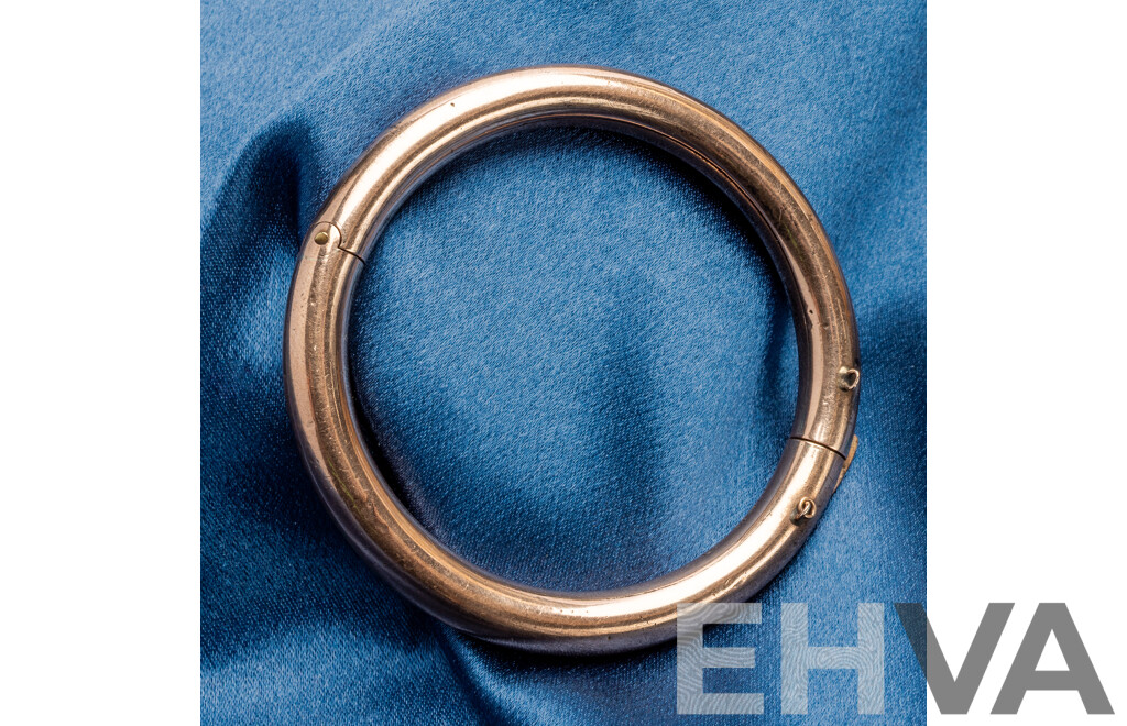 L114 - Vintage 9ct Rose Gold Lined Silver Hinged Golf Bangle - 27.28gms