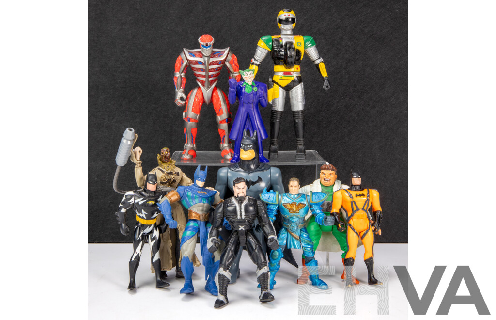 L29 - Collection of Both Modern and Vintage Action Figures