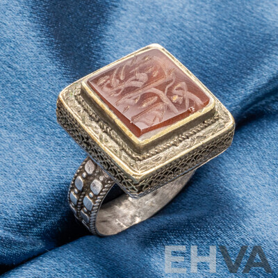L108 - Vintage Silver Plated Arabic Inscribed Carnelian Seal Ring - Size S