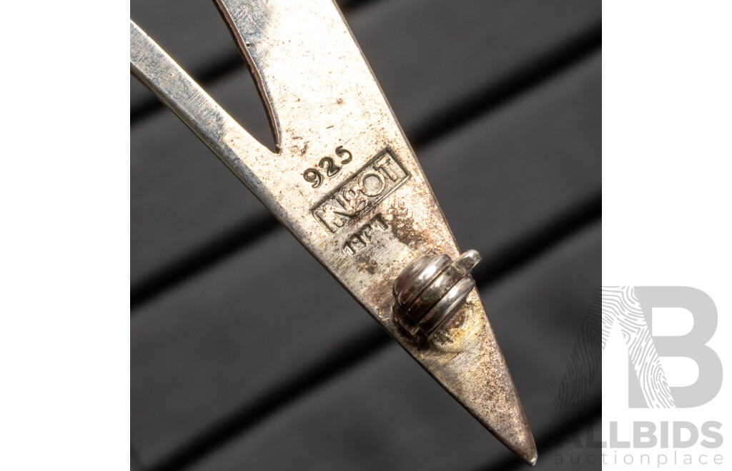 18ct Yellow Gold and 925 Sterling Silver 'Ingot' Brooch/Pendant with Oval Sapphire - 7.51gms