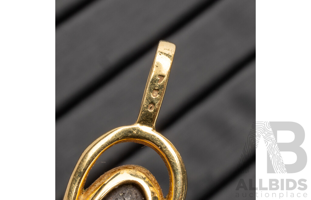 18ct Yellow Gold Handmade Boulder Opal Pendant - 7.59gms