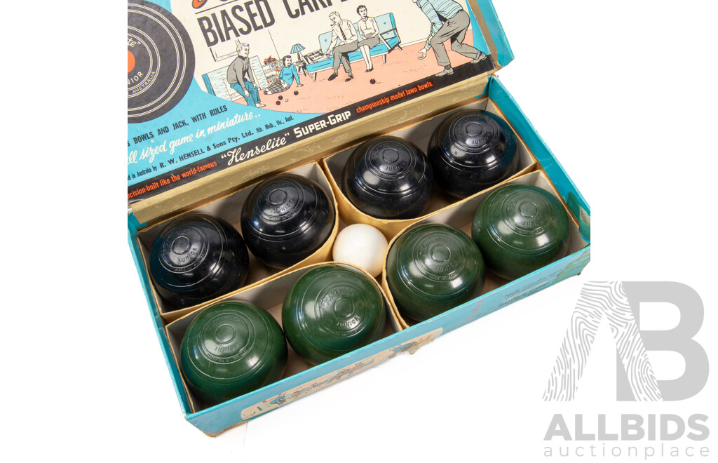 Vintage Henselite Bias Carpet Bowls in Original Box