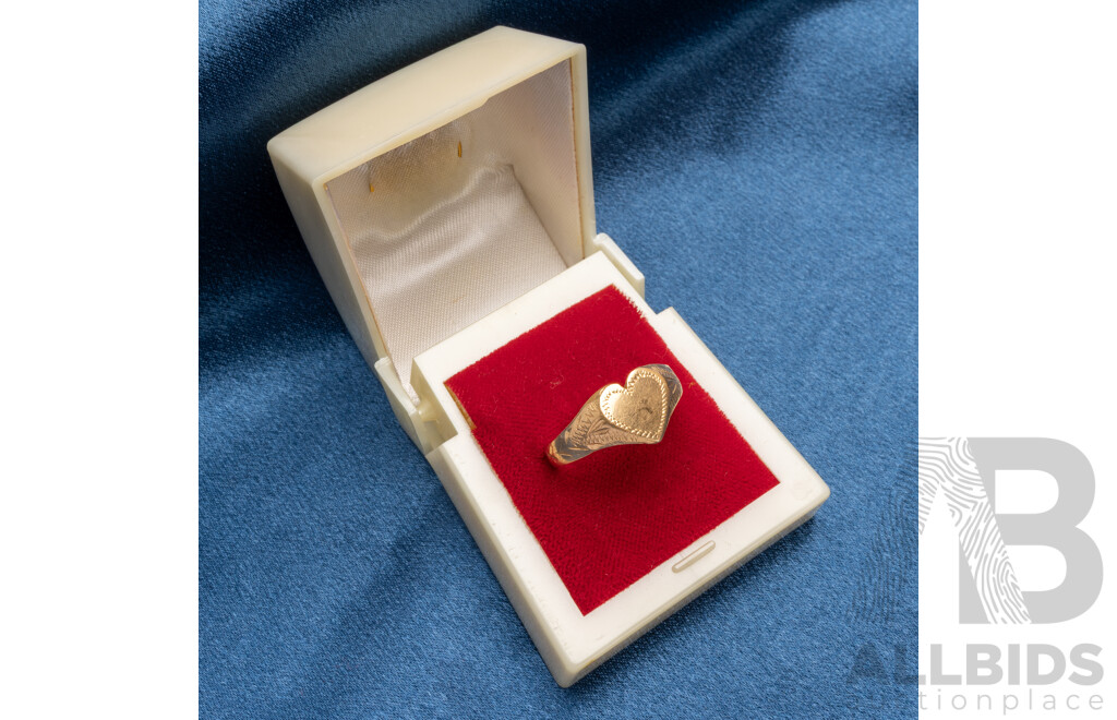 18ct Yellow Gold European Heart Signet Ring - Size X.5