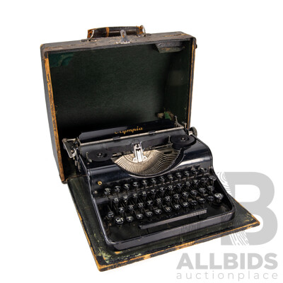 Vintage Olympia Cased Typewriter