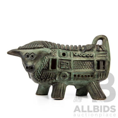 McLaren Pottery Bull Figure