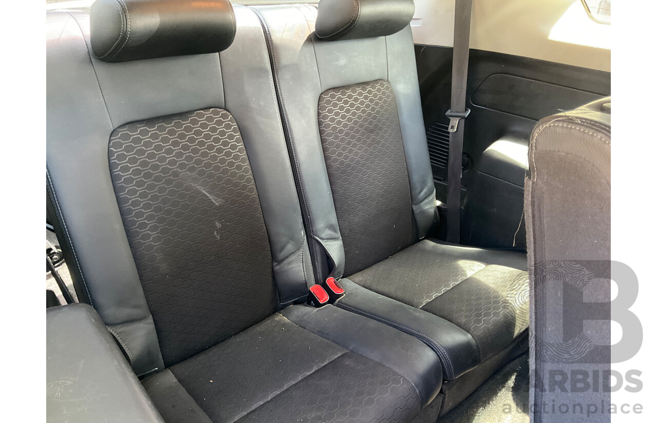 02/2016 Holden Captiva 7 LT (AWD) AWD CG MY16 4D Wagon Summit White Turbo Diesel 2.2L