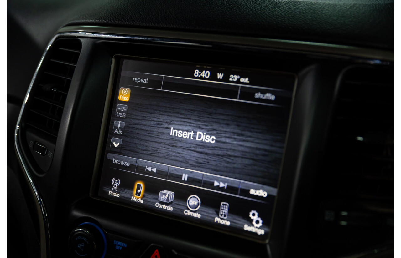 5/2014 Jeep Grand Cherokee Laredo (4x4) WK MY14 4d Wagon Billet Silver Metallic Turbo Diesel 3.0L