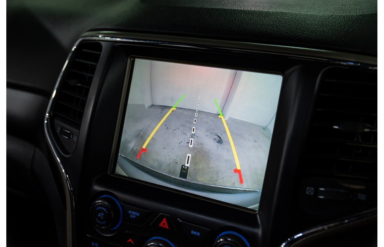 5/2014 Jeep Grand Cherokee Laredo (4x4) WK MY14 4d Wagon Billet Silver Metallic Turbo Diesel 3.0L