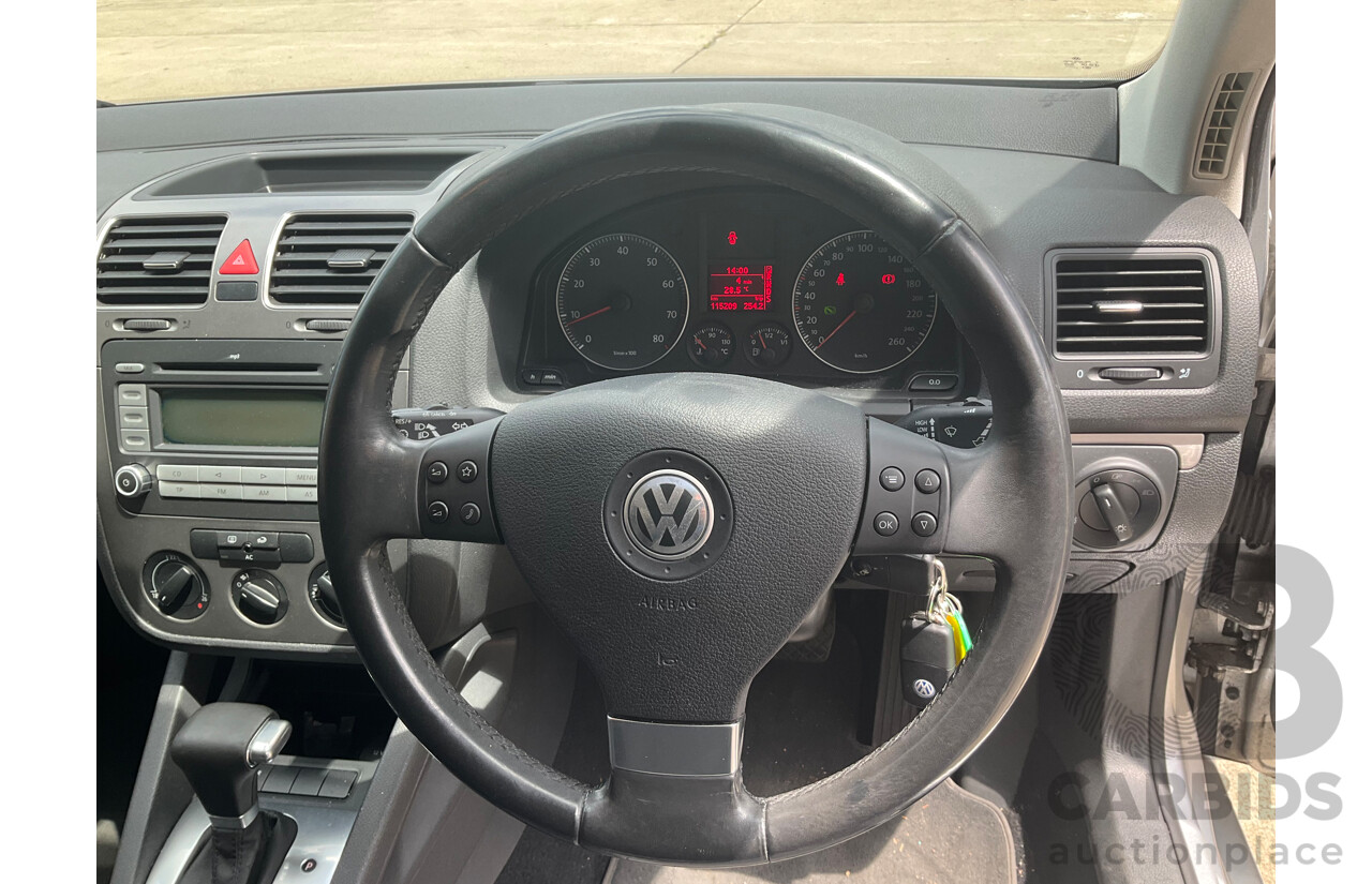 12/2007 Volkswagen Golf 1.6 Comfortline 1K MY08 UPGRADE 5d Hatchback Reflex Silver Metallic 1.6L