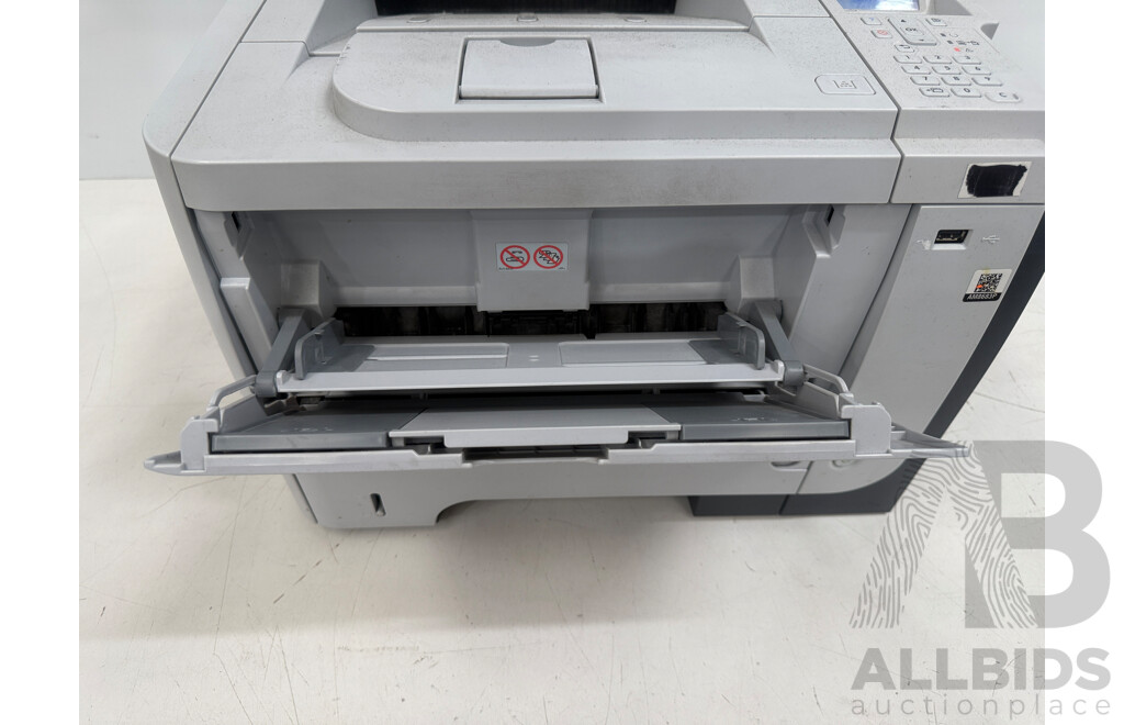 HP Laser Jet P3015 Printer