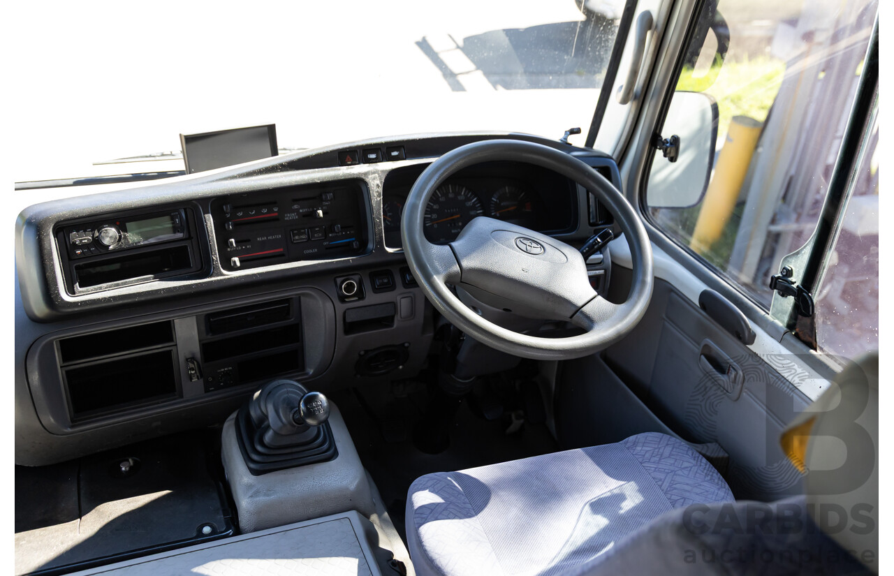09/2008 Toyota Coaster Standard (LWB 4x2) XZB50R 07 Upgrade Bus White Turbo Diesel 4.0L - 21 Seater