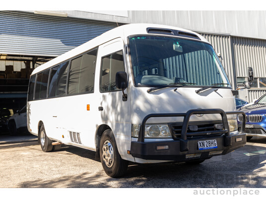 09/2008 Toyota Coaster Standard (LWB 4x2) XZB50R 07 Upgrade Bus White Turbo Diesel 4.0L - 21 Seater