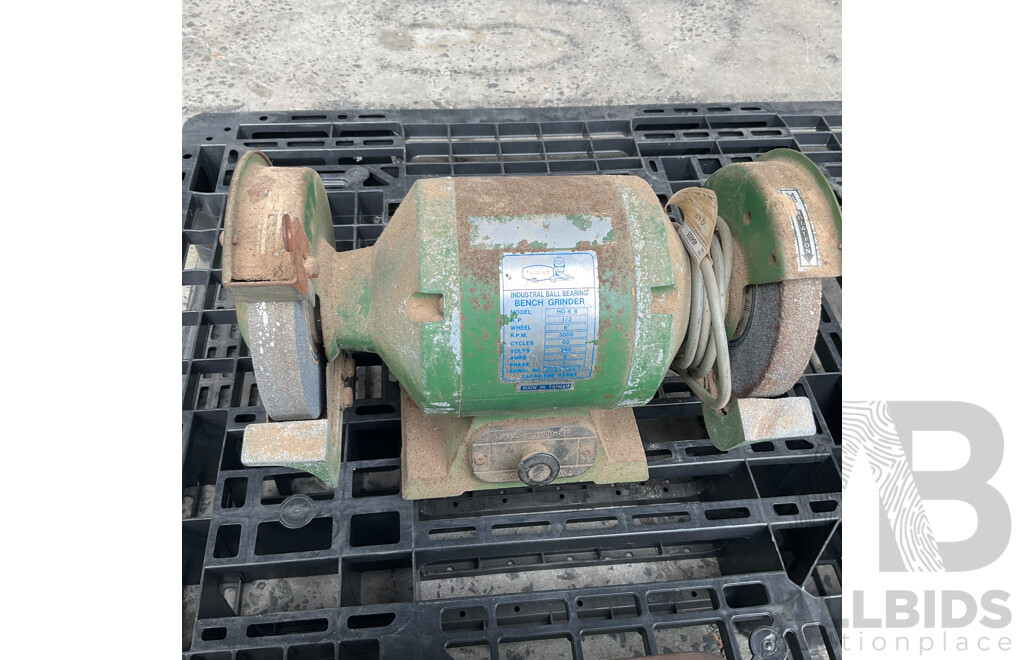 LEDACRAFT Dust Collector DC700-B & Toolex Bench Grinder HG-6B & Ryobi 16'' Scroll Saw