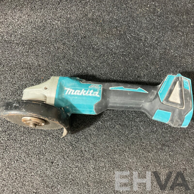 MAKITA 18V Brushless Angle Grinder(DGA504), Metal Cutter (DCS552) and Spare Cutting Wheels - Lot of 3