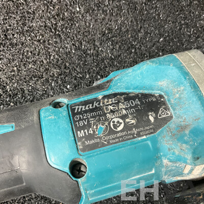 MAKITA 18V Brushless Angle Grinder(DGA504), Metal Cutter (DCS552) and Spare Cutting Wheels - Lot of 3