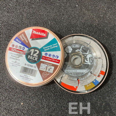 MAKITA 18V Brushless Angle Grinder(DGA504), Metal Cutter (DCS552) and Spare Cutting Wheels - Lot of 3