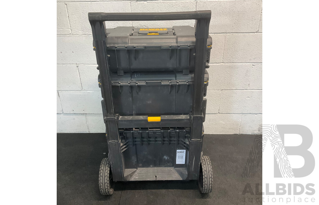 DeWalt ToughtSystem 2.0 Stackable Storage Tool Box System