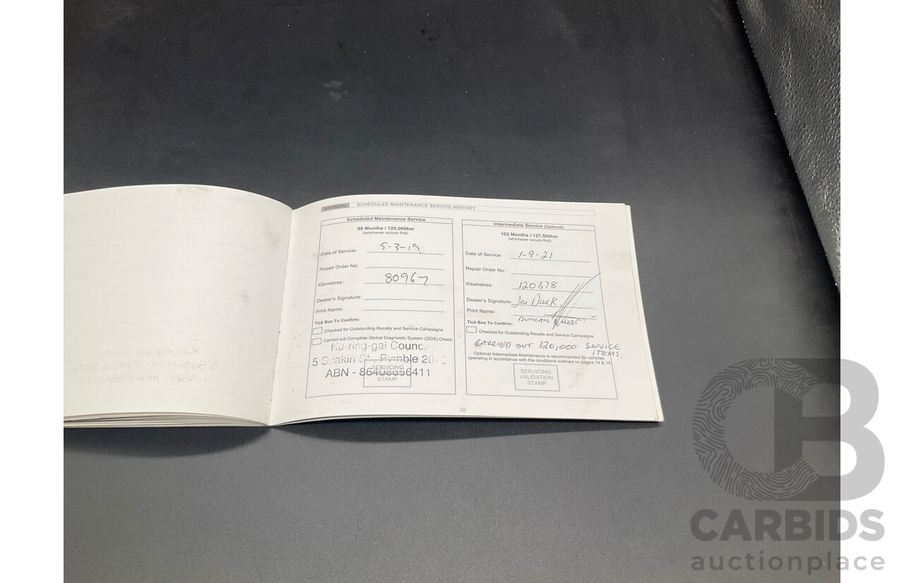 2/2011 Hyundai i30 SLX 1.6 CRDi FD MY11 4d Wagon Hyper Silver Metallic Turbo Diesel 1.6L