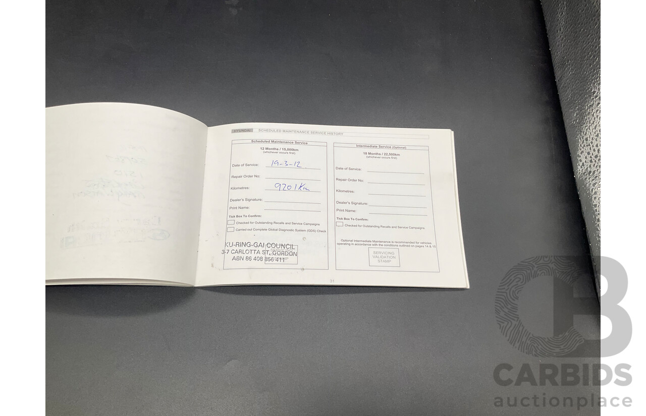 2/2011 Hyundai i30 SLX 1.6 CRDi FD MY11 4d Wagon Hyper Silver Metallic Turbo Diesel 1.6L